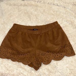 Rue 21 size M cloth material